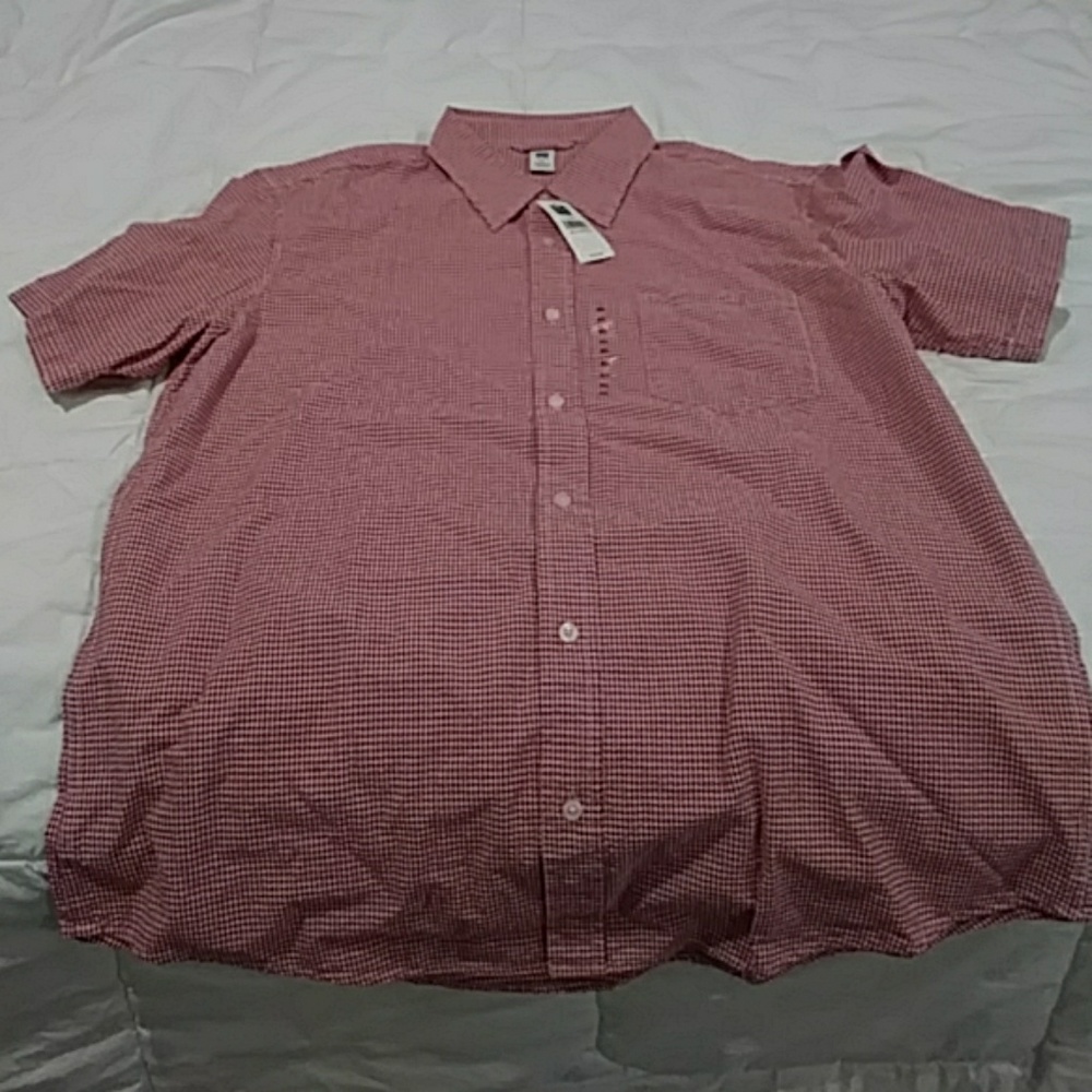 Gap mens short sleeve shirt